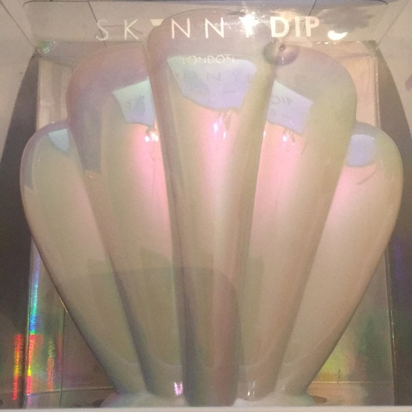 NEW Skinny dip London hair brush  Pearlescent white - Picture 1 of 2